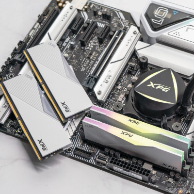 XPG Lancer RGB 2x16ГБ DDR5 7200МГц AX5U7200C3416G-DCLARWH