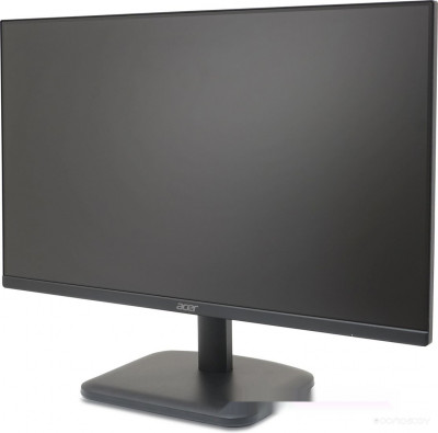 EK241YP0bi UM.QE0CD.001