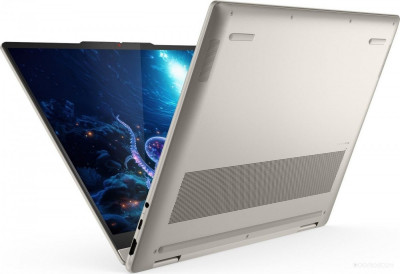 Yoga 7 2-in-1 14AKP10 83JR0062RK