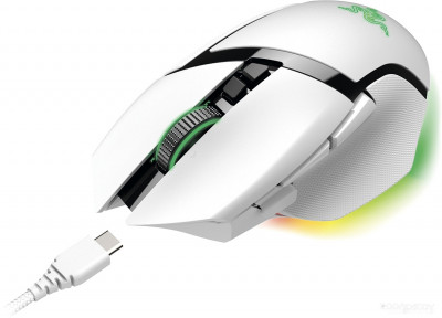 Basilisk V3 Pro (белый)